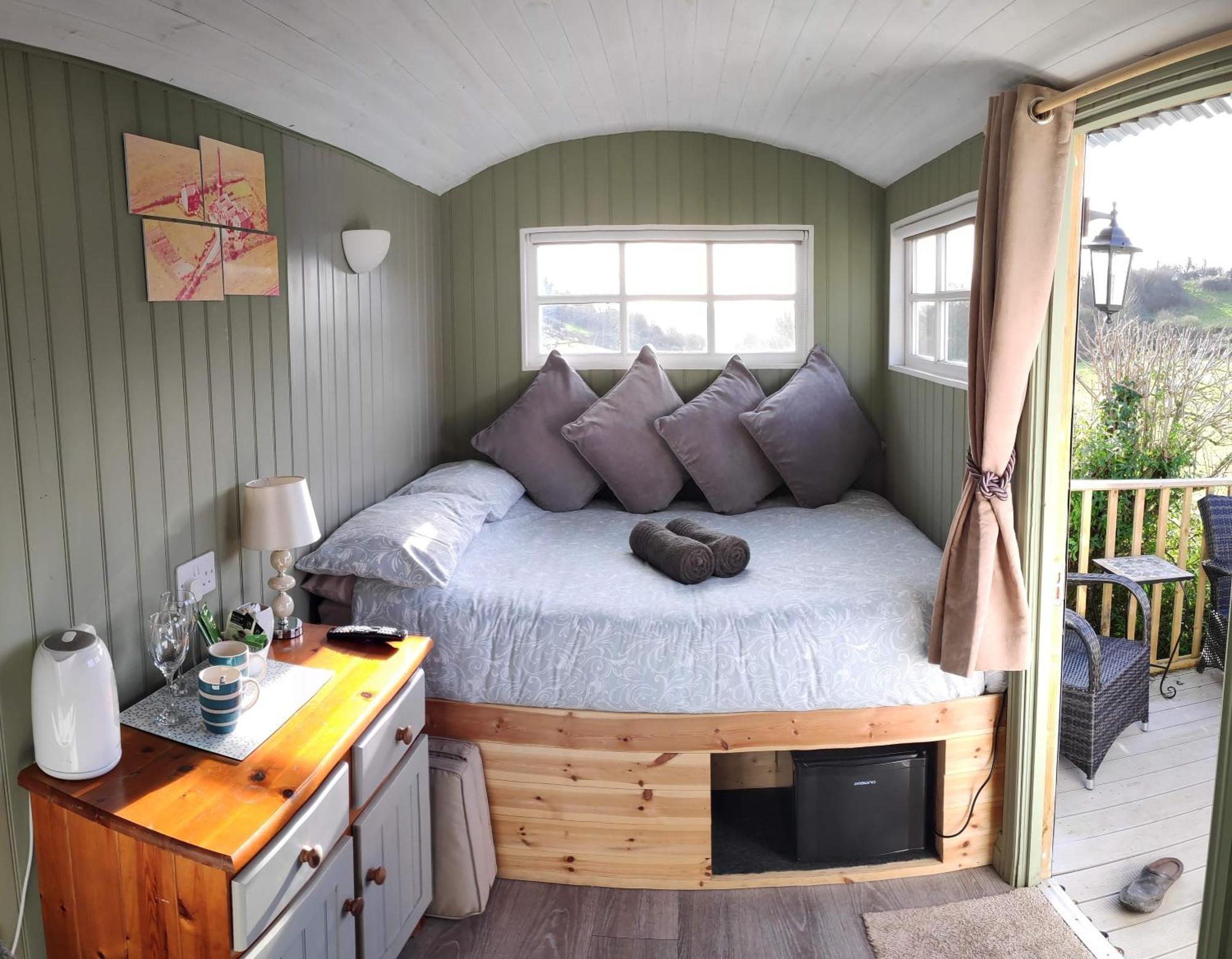 Shepherds Hut Weymouth Dış mekan fotoğraf